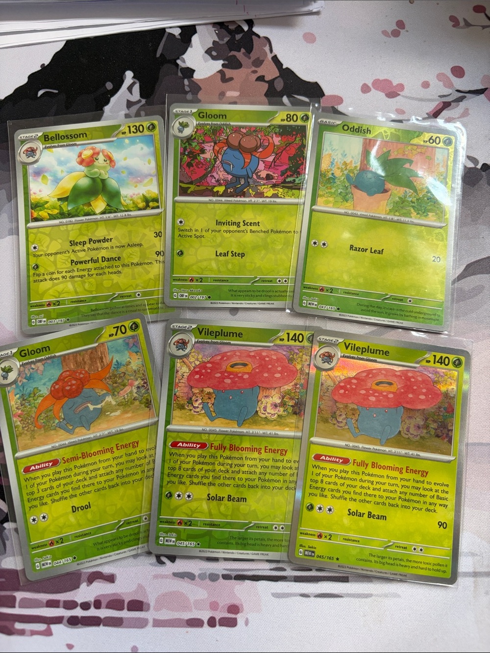 Oddish, Gloom, Vileplume & Bellossom Pokémon Evolution Reverse Holo Lot ✨5/$25✨